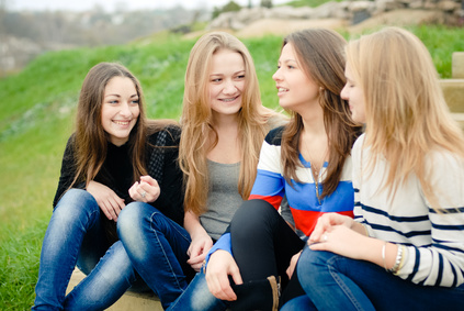 女友達と良好な関係を維持する４つの指針